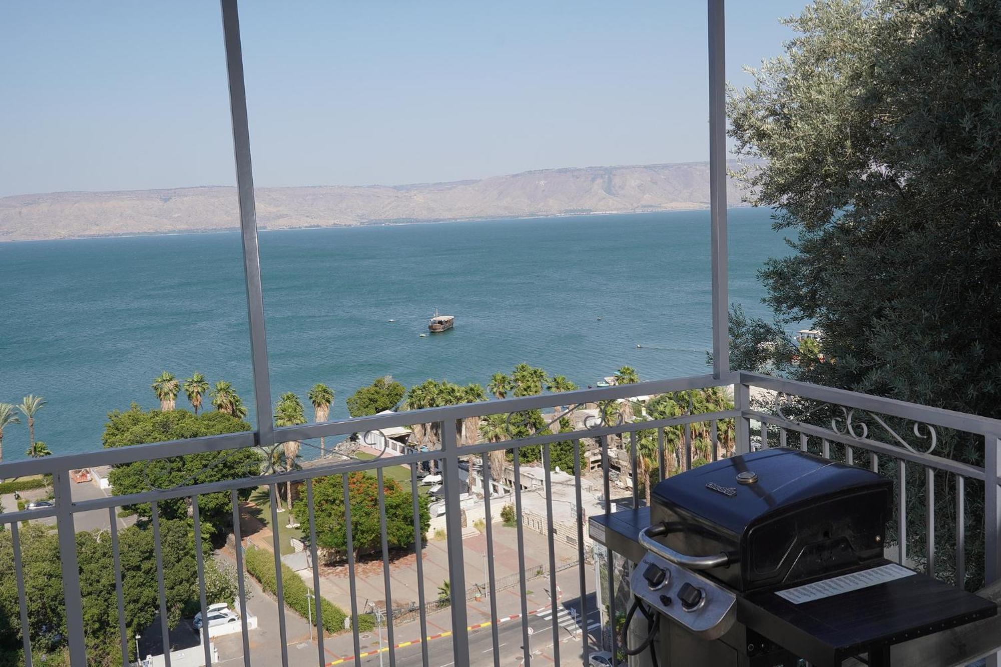 Appartement Levication 3 Bedroom Lakefront *