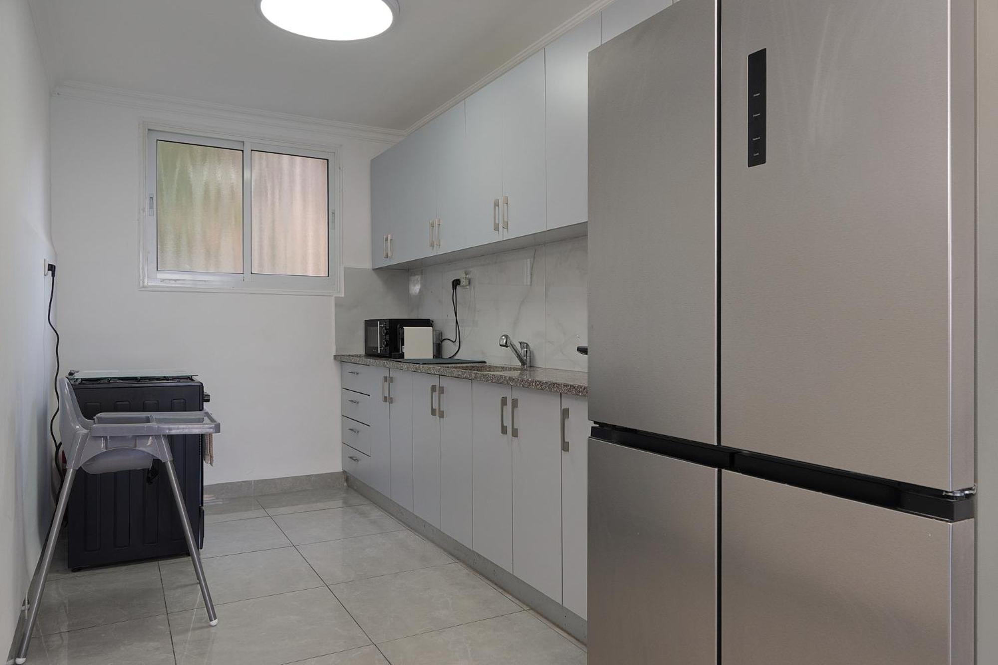 Levication 3 Bedroom Lakefront Appartement *
